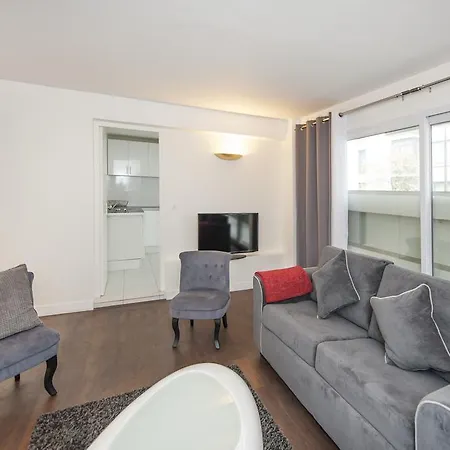 Beautiful Javel Apartment Paris